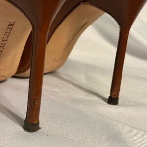 Manolo Blahnik Brown Leather Pumps- EU 37.5/ US 7